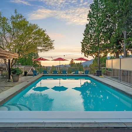 Seymour Private Bedroom, Ensuite Bathroom With Shared Pool, Hot Tub With Views North Vancouver Extérieur photo
