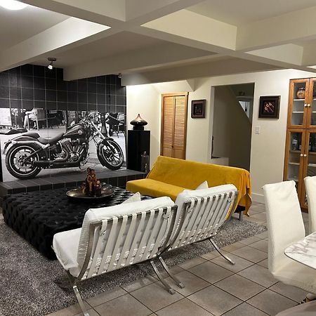 Seymour Private Bedroom, Ensuite Bathroom With Shared Pool, Hot Tub With Views North Vancouver Extérieur photo