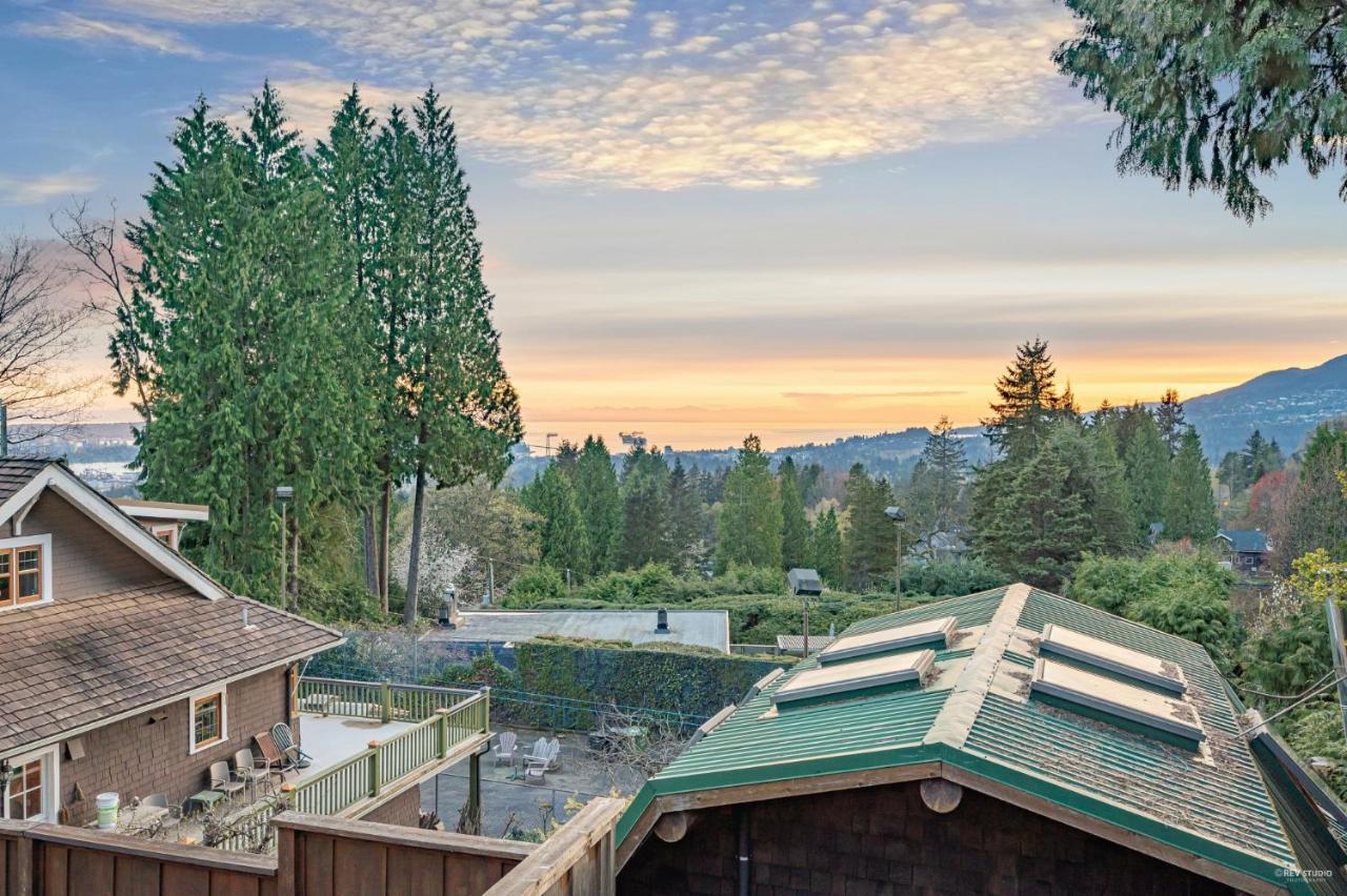 Seymour Private Bedroom, Ensuite Bathroom With Shared Pool, Hot Tub With Views North Vancouver Extérieur photo