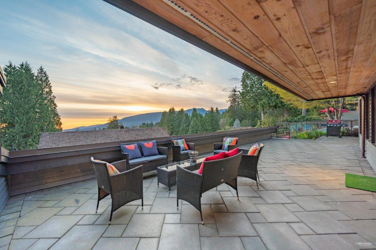 Seymour Private Bedroom, Ensuite Bathroom With Shared Pool, Hot Tub With Views North Vancouver Extérieur photo