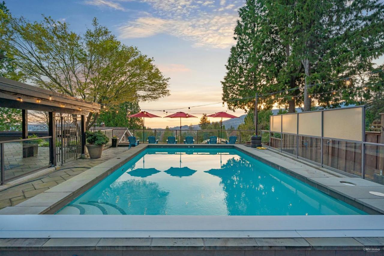 Seymour Private Bedroom, Ensuite Bathroom With Shared Pool, Hot Tub With Views North Vancouver Extérieur photo
