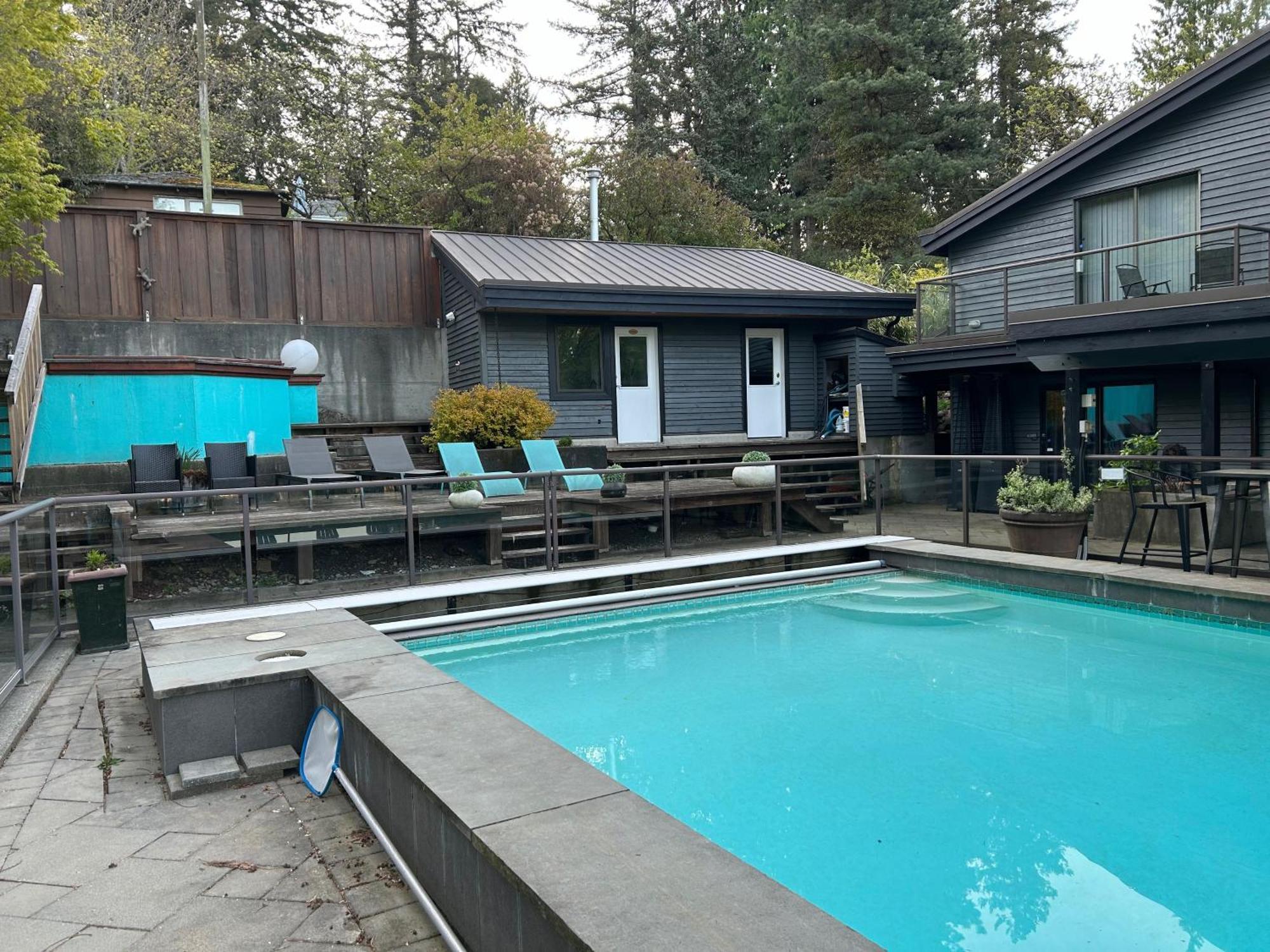Seymour Private Bedroom, Ensuite Bathroom With Shared Pool, Hot Tub With Views North Vancouver Extérieur photo