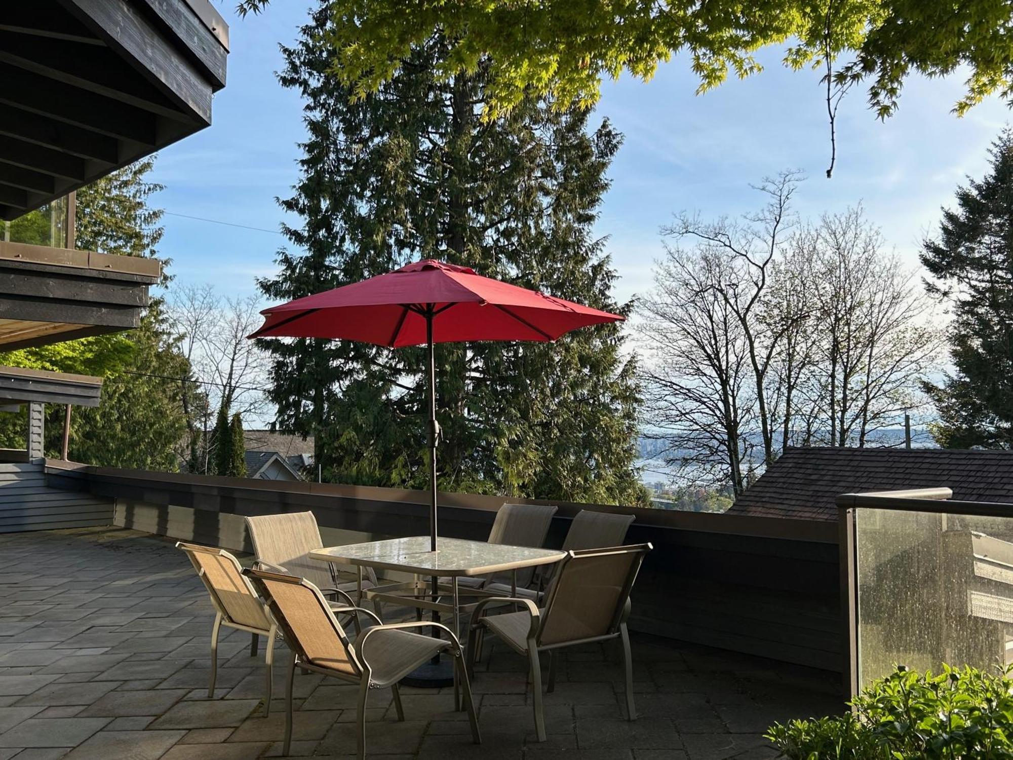 Seymour Private Bedroom, Ensuite Bathroom With Shared Pool, Hot Tub With Views North Vancouver Extérieur photo