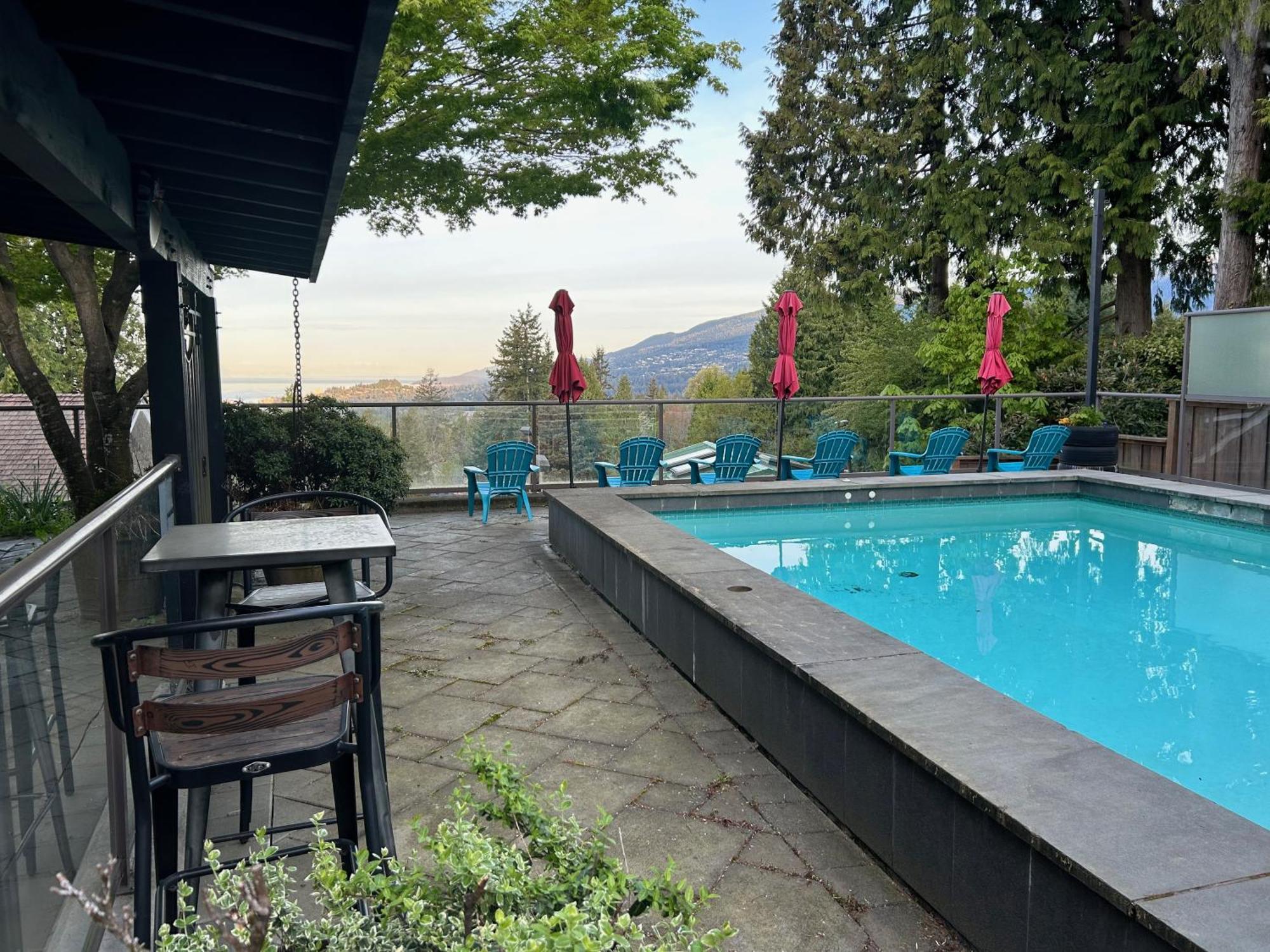 Seymour Private Bedroom, Ensuite Bathroom With Shared Pool, Hot Tub With Views North Vancouver Extérieur photo