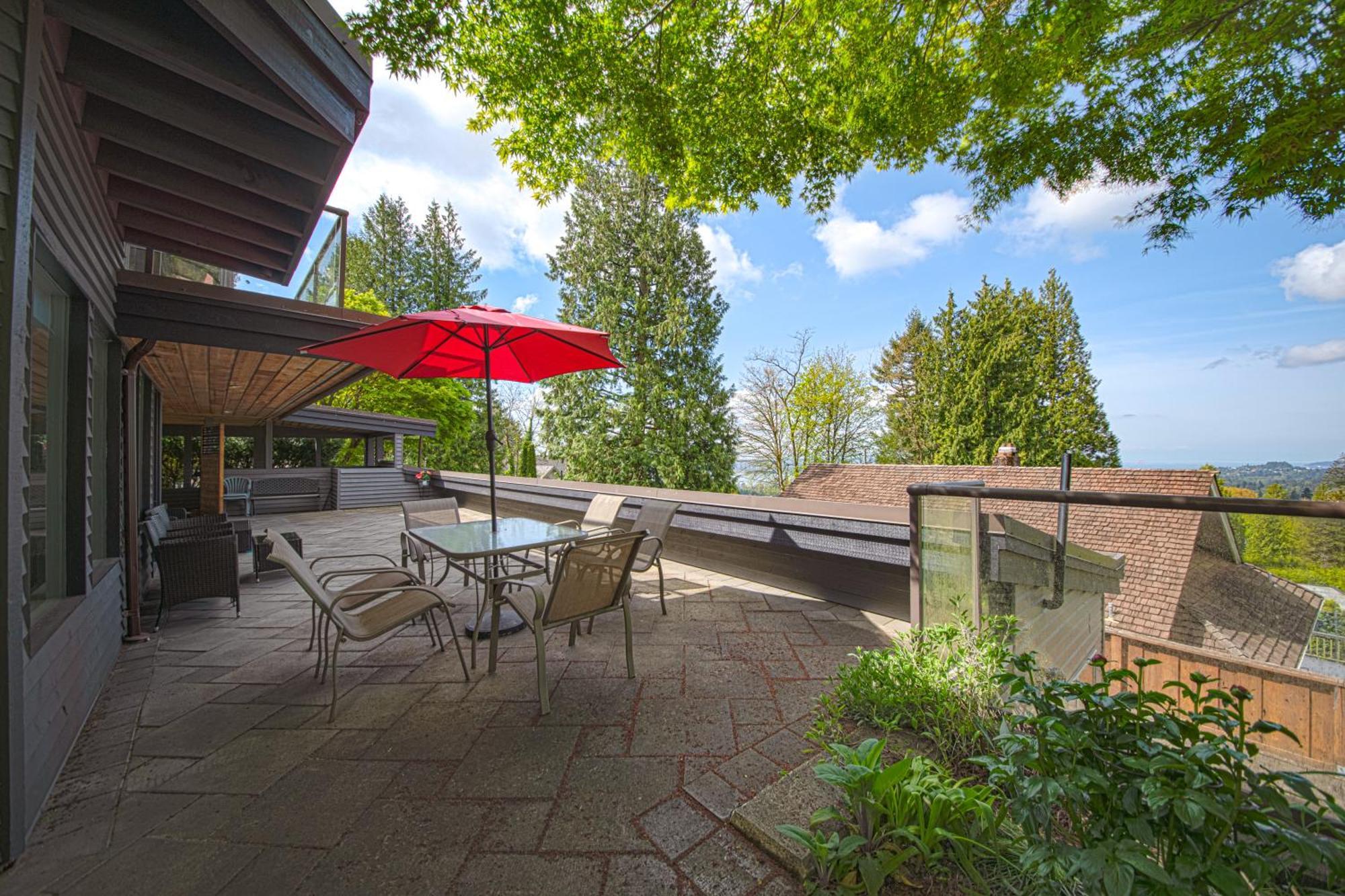 Seymour Private Bedroom, Ensuite Bathroom With Shared Pool, Hot Tub With Views North Vancouver Extérieur photo