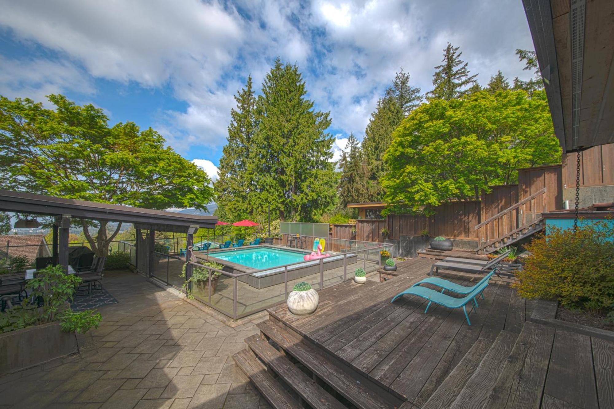 Seymour Private Bedroom, Ensuite Bathroom With Shared Pool, Hot Tub With Views North Vancouver Extérieur photo