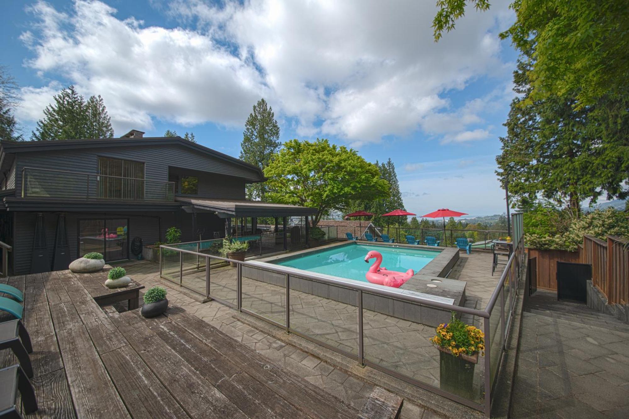 Seymour Private Bedroom, Ensuite Bathroom With Shared Pool, Hot Tub With Views North Vancouver Extérieur photo