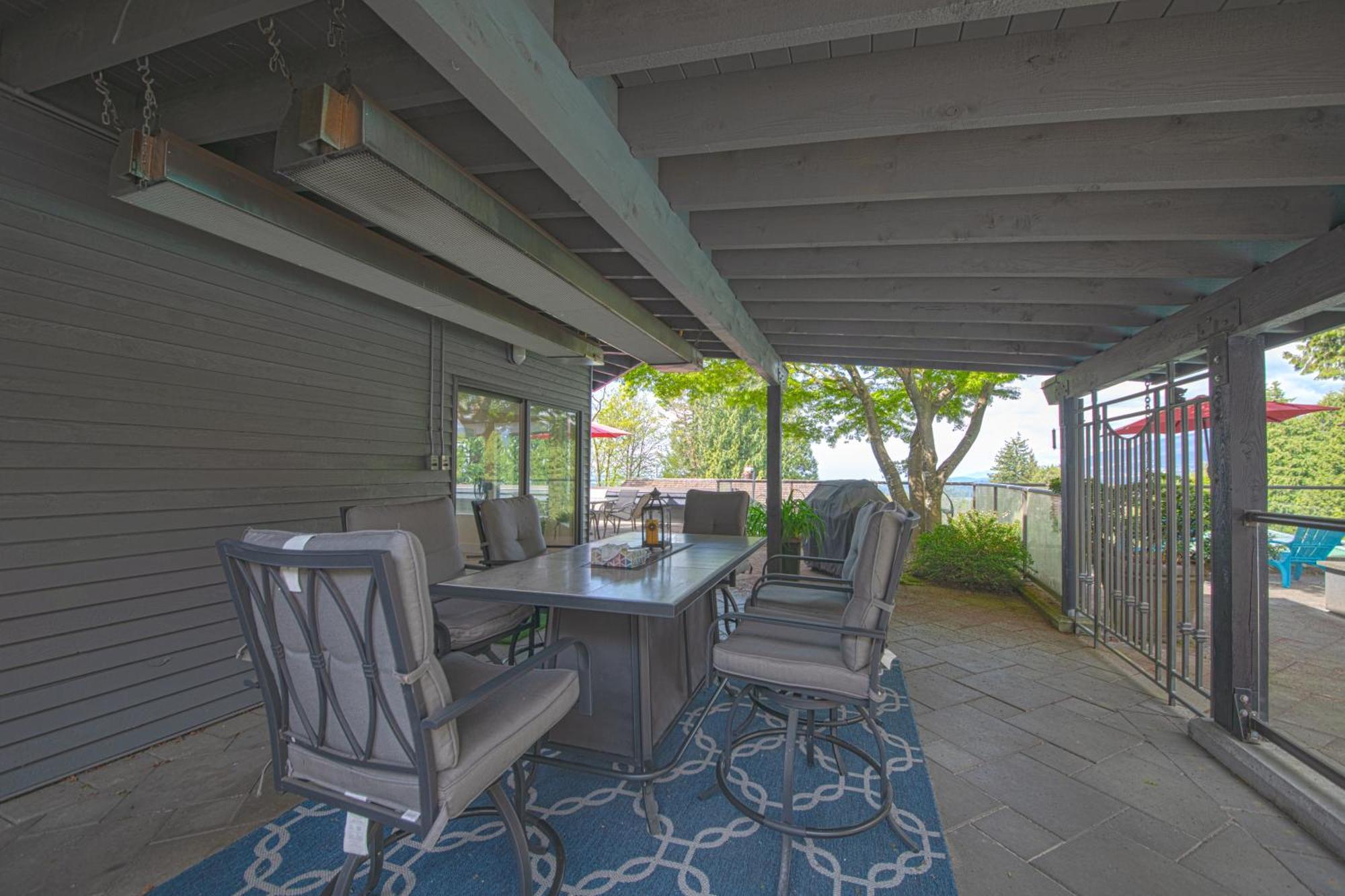 Seymour Private Bedroom, Ensuite Bathroom With Shared Pool, Hot Tub With Views North Vancouver Extérieur photo